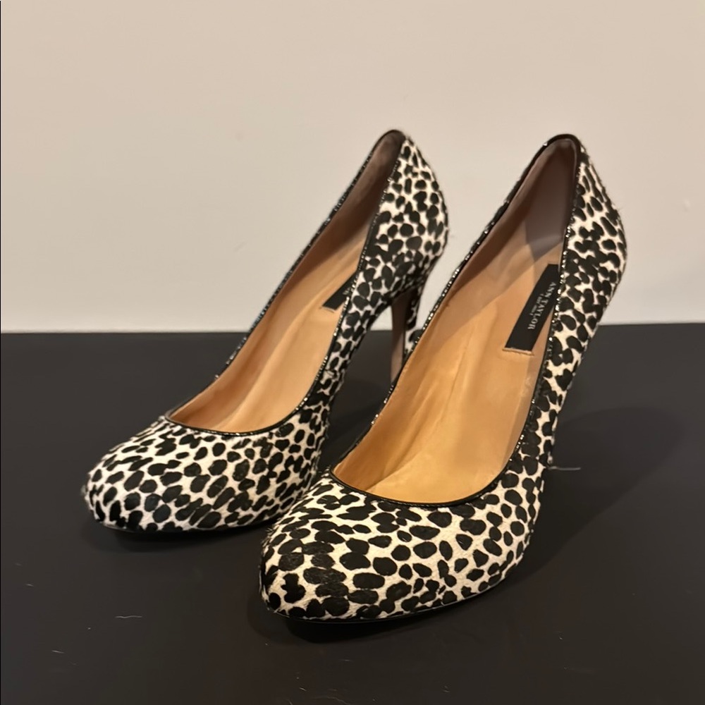 Ann Taylor Black and Cream Animal Print Heels, Size 8